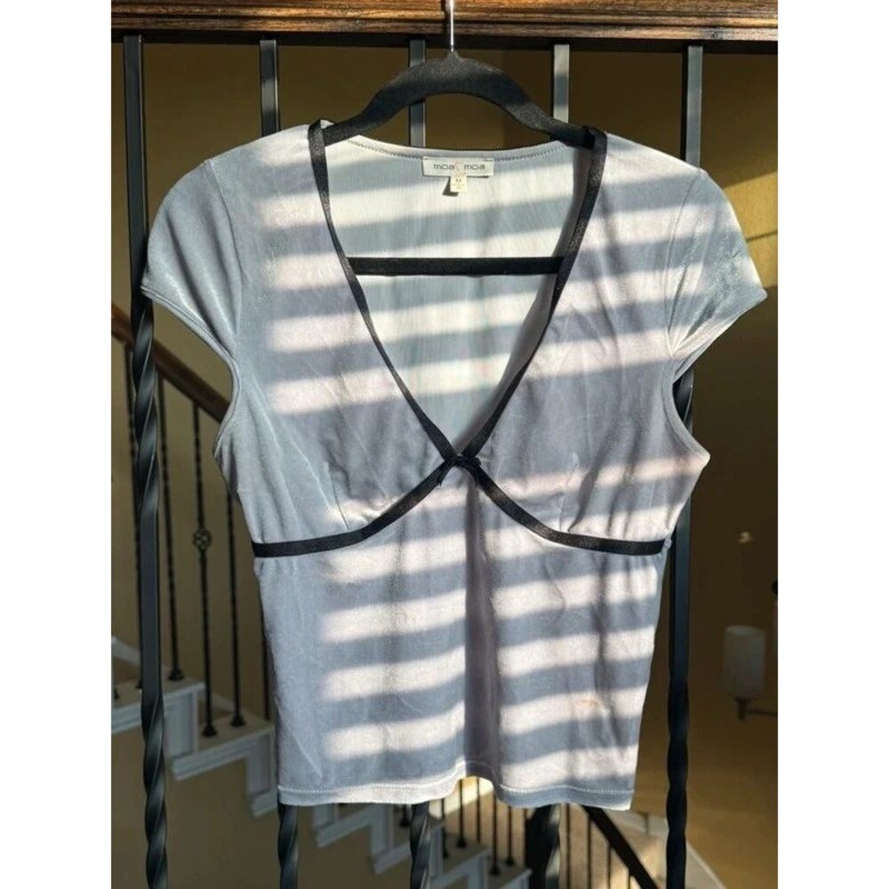 Y2K Light Grey Velvet Cap Sleeve Top